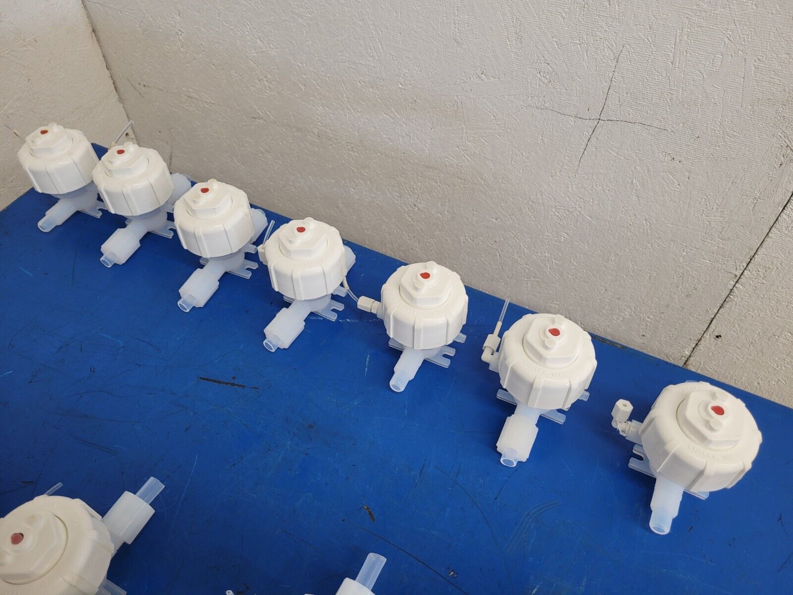 Lot of 25x Entegris Pnuematic Fluoroware Diaphragm Valve 1/2" Flaretek Fitting