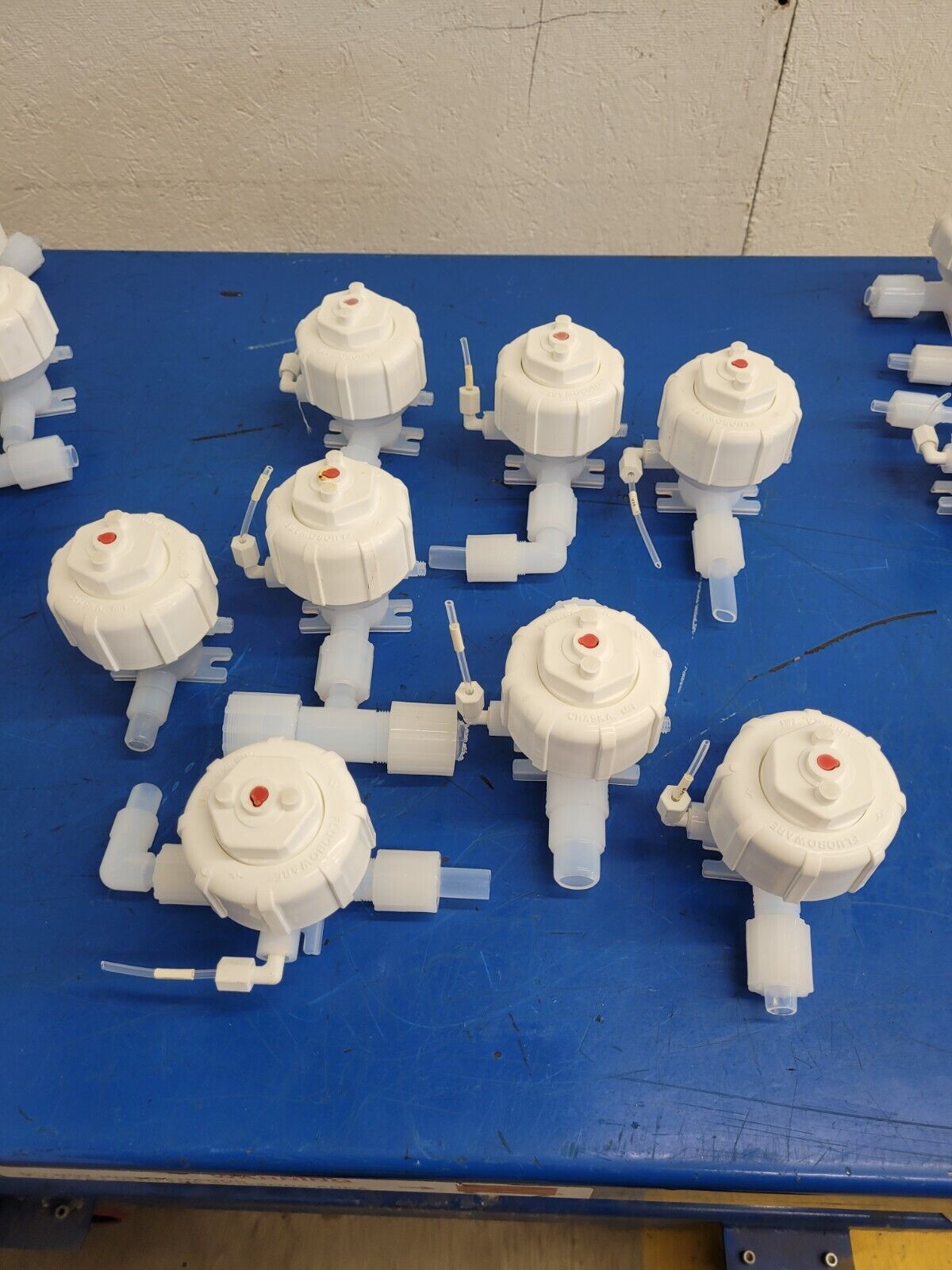 Lot of 25x Entegris Pnuematic Fluoroware Diaphragm Valve 1/2" Flaretek Fitting