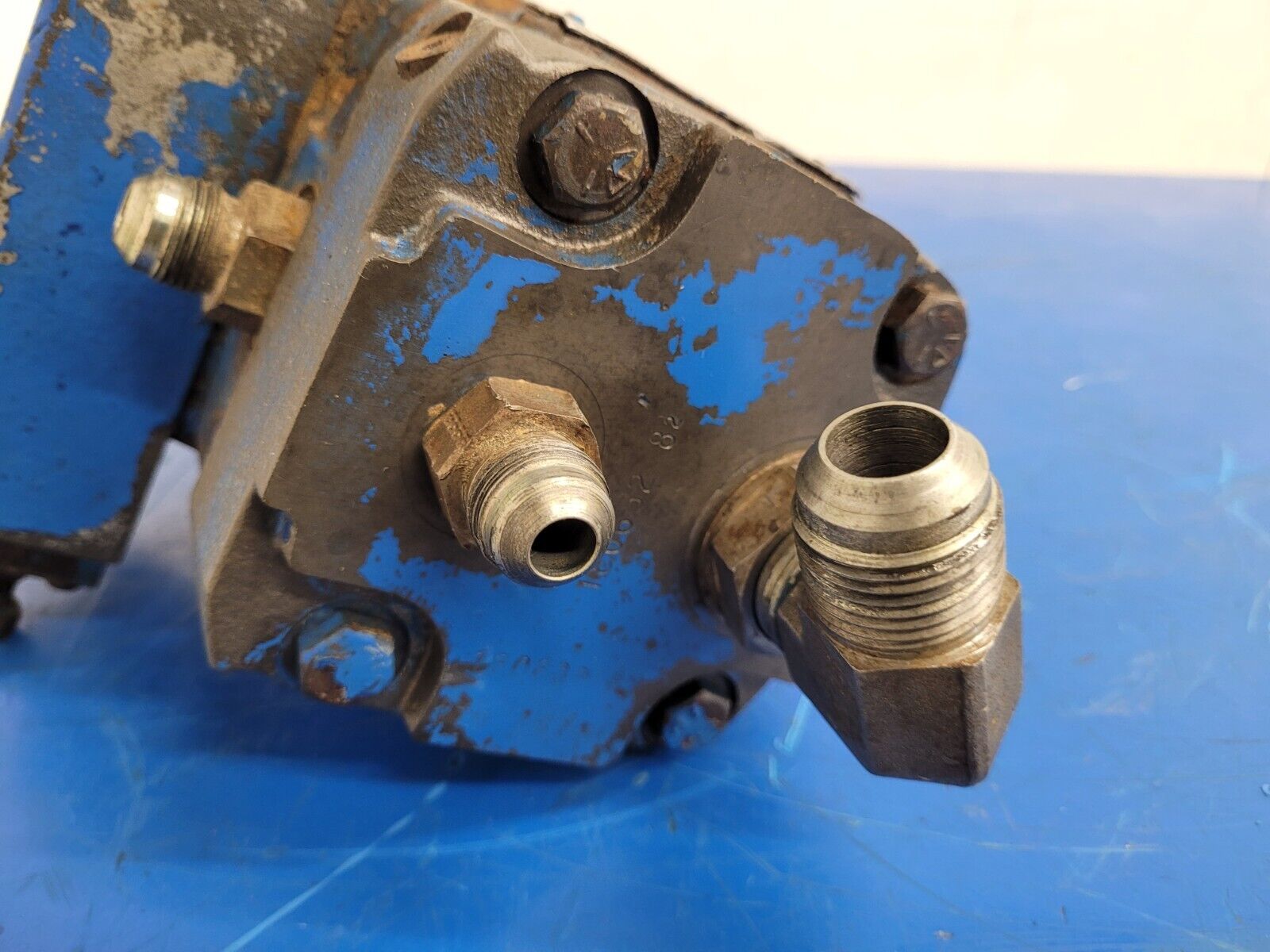 Oilgear PVWH-10-LSAS-CNNN Open Loop Variable Displacement Hydraulic Pump