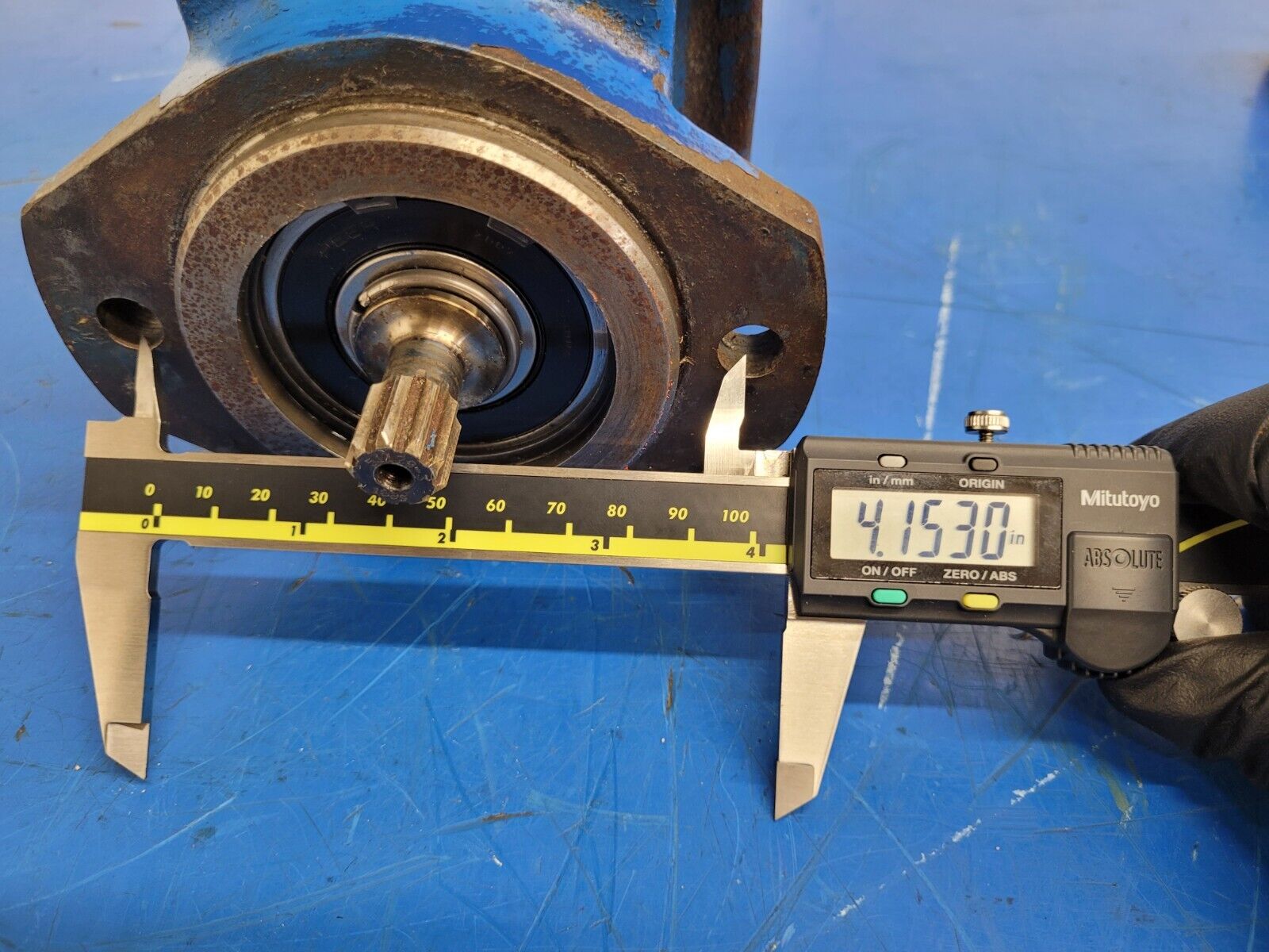 Oilgear PVWH-10-LSAS-CNNN Open Loop Variable Displacement Hydraulic Pump