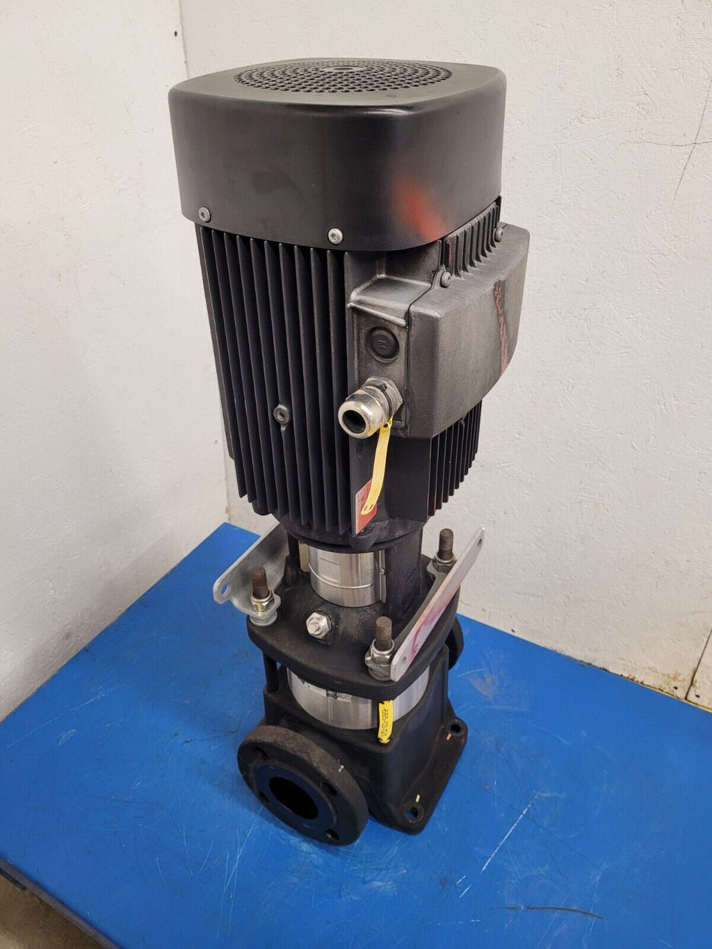 Grudfos CR20-2X-F-A-E-HQQE Never Installed Virtical Multistage Centrifugal Pump
