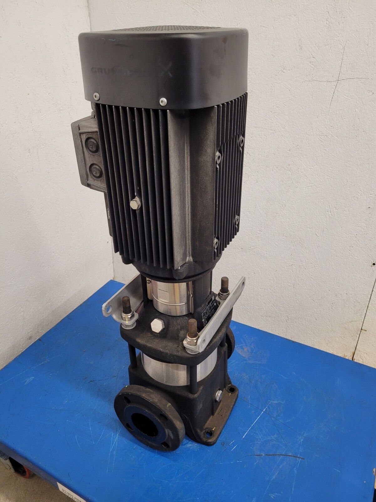 Grudfos CR20-2X-F-A-E-HQQE Never Installed Virtical Multistage Centrifugal Pump