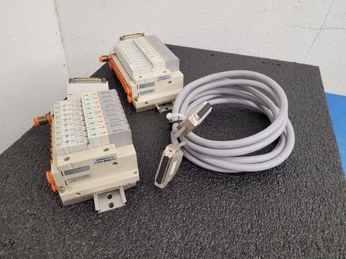 2x SMC Pneumatic Valve Block Lot w/19 valves SV1A00-5FU SV1100-5FU DIN Rail