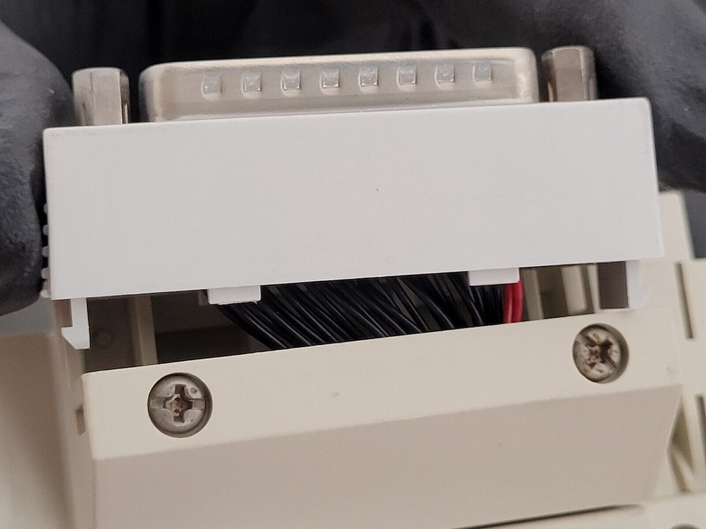 2x SMC Pneumatic Valve Block Lot w/19 valves SV1A00-5FU SV1100-5FU DIN Rail