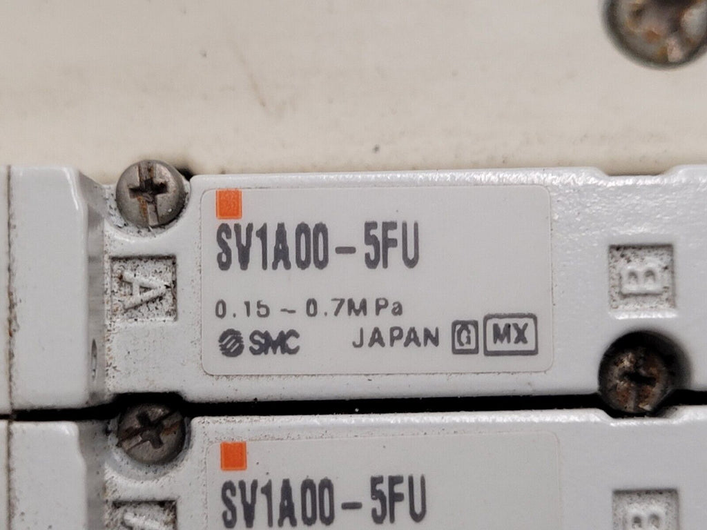 2x SMC Pneumatic Valve Block Lot w/19 valves SV1A00-5FU SV1100-5FU DIN Rail