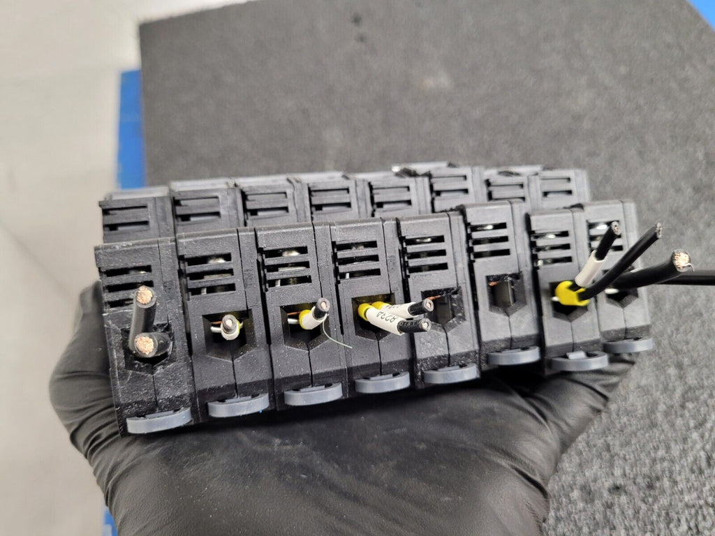 Lot of 8x Phoenix Contact UK 10,3-CC DIN Rail Fuse Holder w/ Indicator Class CC