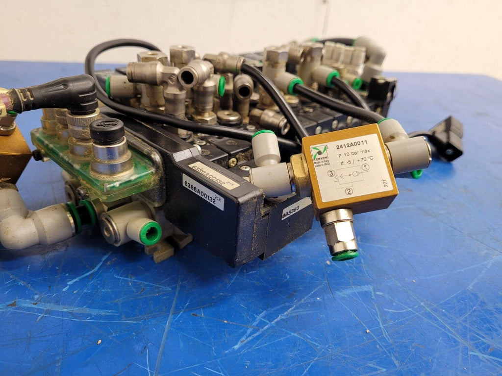 Pneumax Pneumatic Solenoid Manifold 2400.04.00 24VDC 145 PSI N338.ROE-8 Valves