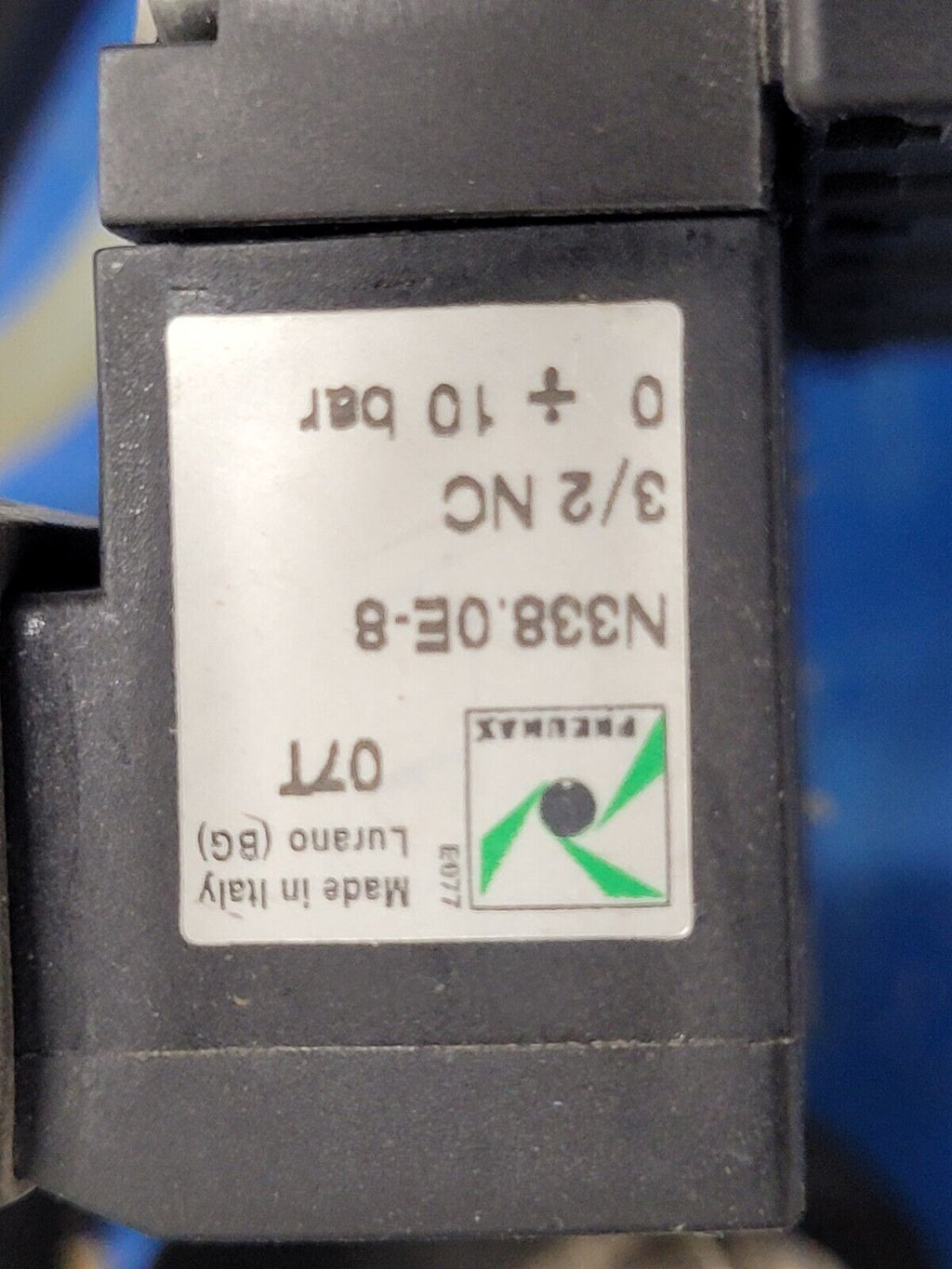 Pneumax Pneumatic Solenoid 4 Valve N338.ROE-8 Manifold 24VDC 145 PSI Unit C