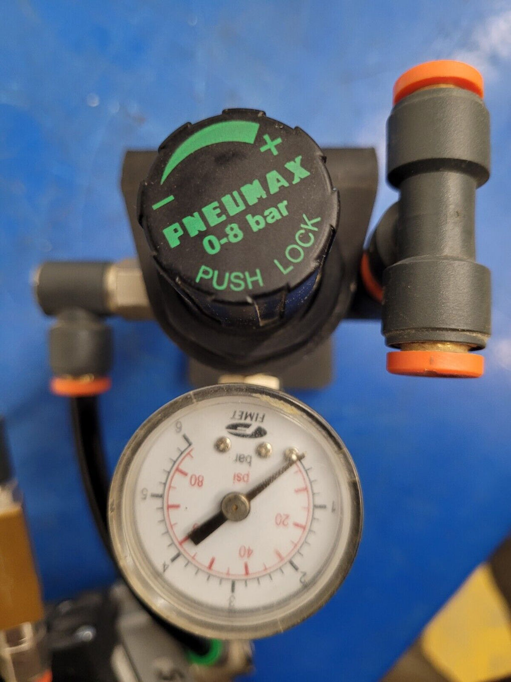 Pneumax Pneumatic Solenoid 4 Valve N338.ROE-8 Manifold 24VDC 145 PSI Unit C
