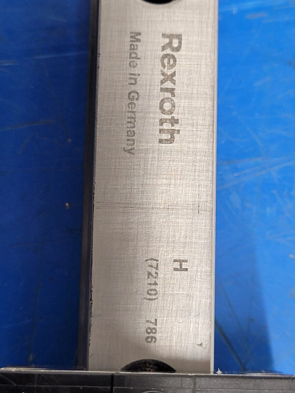 Bosch Rexroth Linear 7210 Rail Guide 5 Rails 5 Blocks R16382320