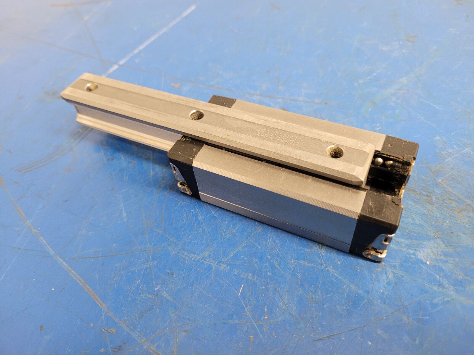 Bosch Rexroth Linear 7210 Rail Guide 5 Rails 5 Blocks R16382320