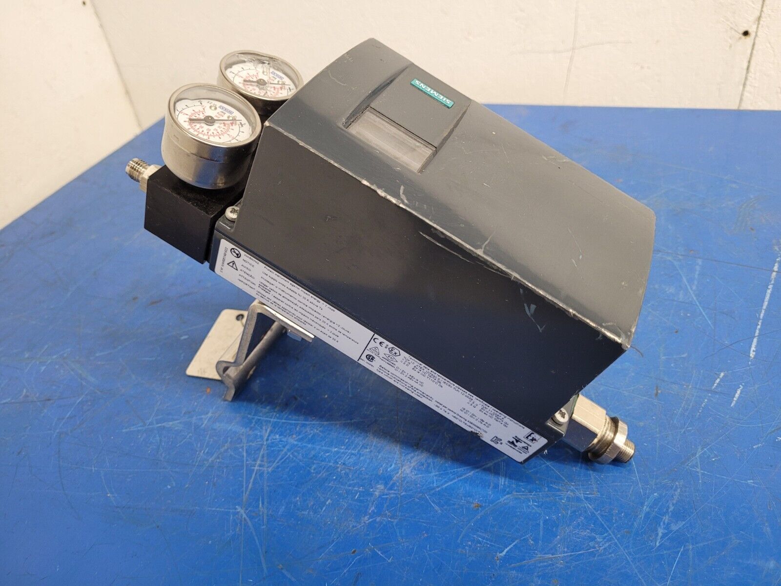 Siemens 6DR5213-0FN00-0AA9 SIPART PS2 Hart Smart Electropneumatic Positioner