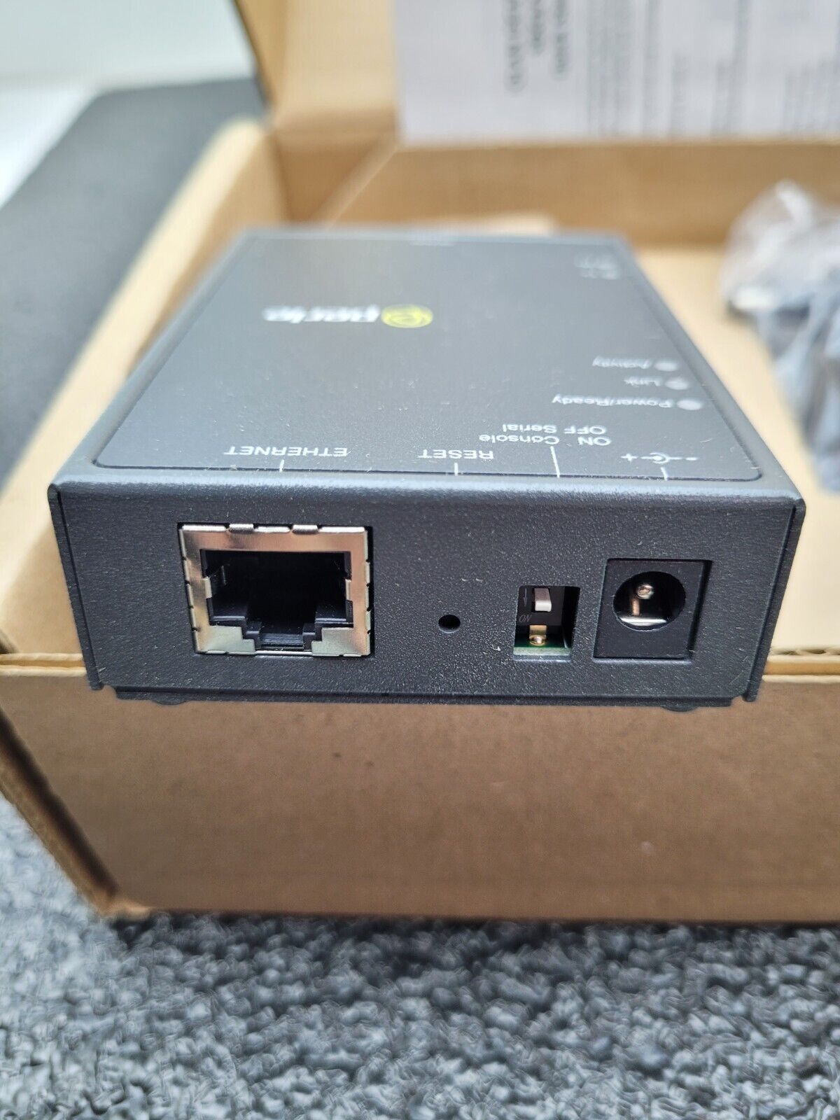 Perle 04031774 Iolan Dg1 Db9 Device Svr 1xdb9mperp Rs232/422/485 10/100/1000