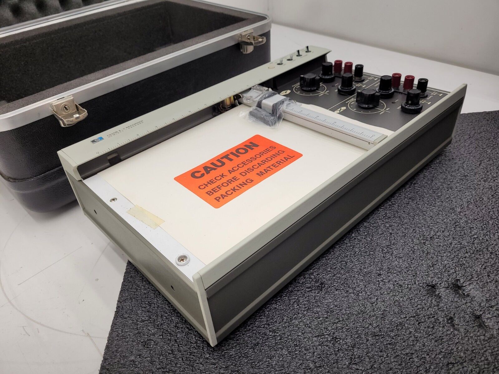 HP Hewlett Packard 7035B MOSELEY X-Y Recorder Plotter Graphing Machine New Other