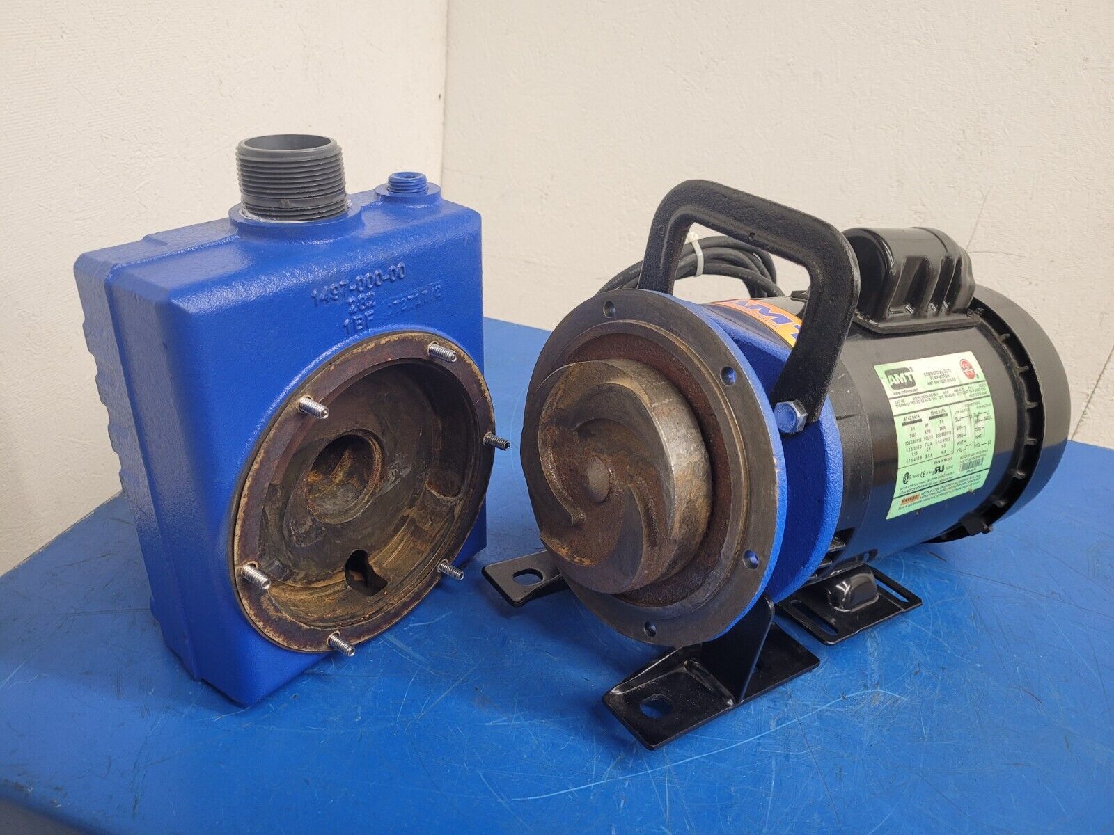 AMT Pump 282D-95 Self-Priming Centrifugal Pump 3/4HP 1Ph 120/240VAC 1.5" Inlet