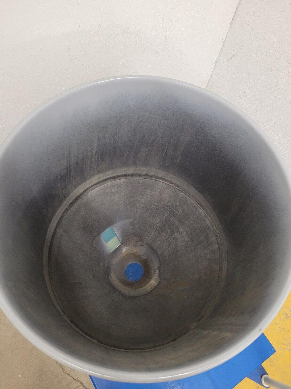 Injection Molding Plastic Pellet Funnel Hopper 20" Steel 5"x3" Mounting Holes