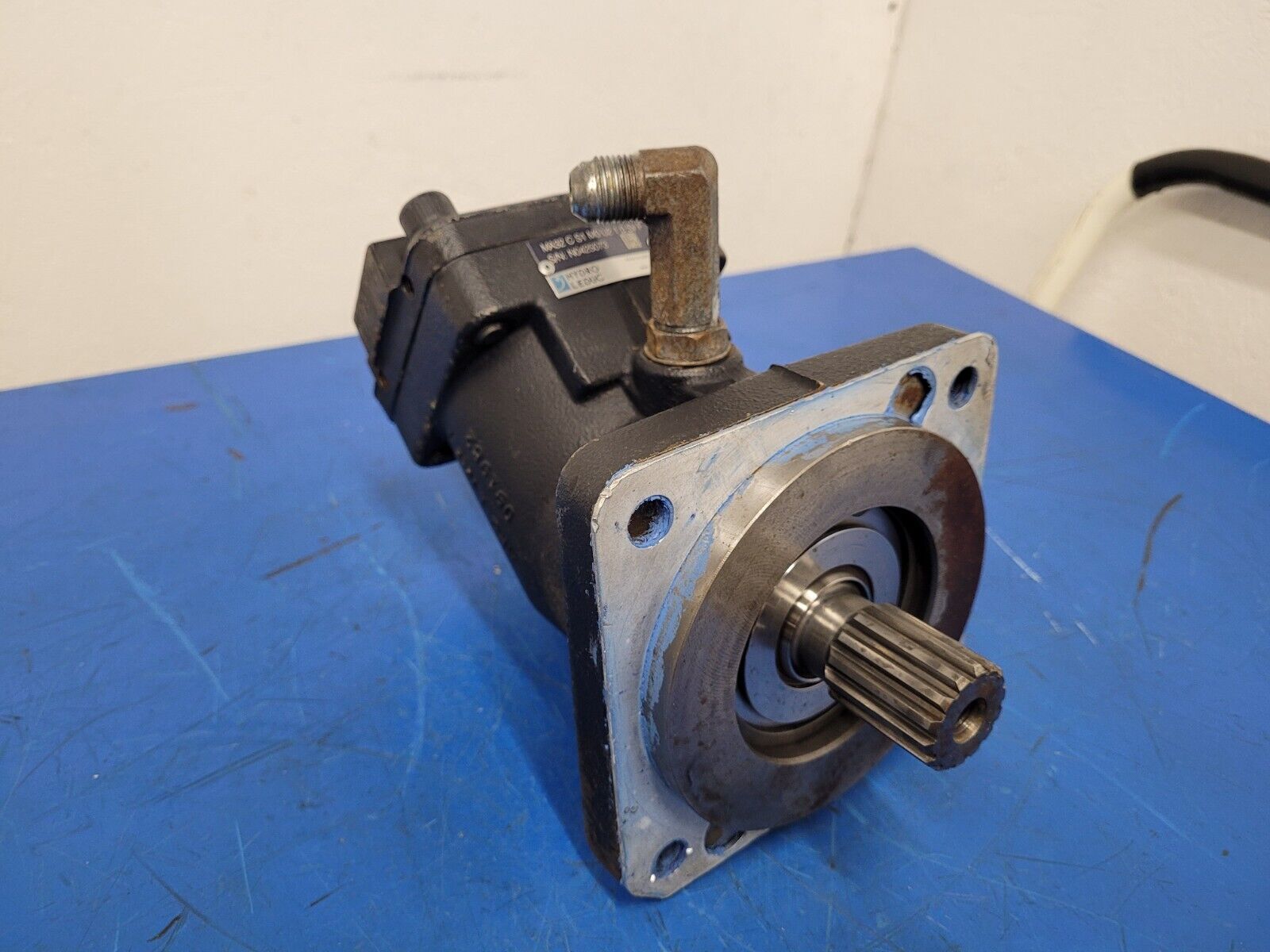 Hydro Leduc MA32 Bent Axis Hydraulic Motor SAE C 14T Splined J498b Rear Ports