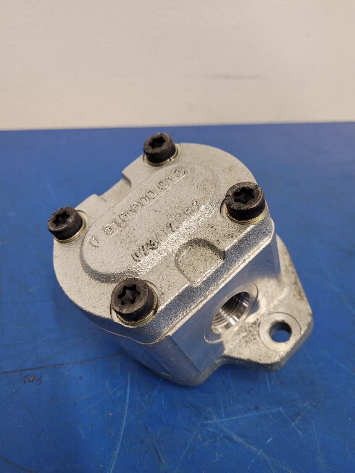 Bosch Rexroth 9 510 290 046 Hydraulic Gear Pump 12W19-7362