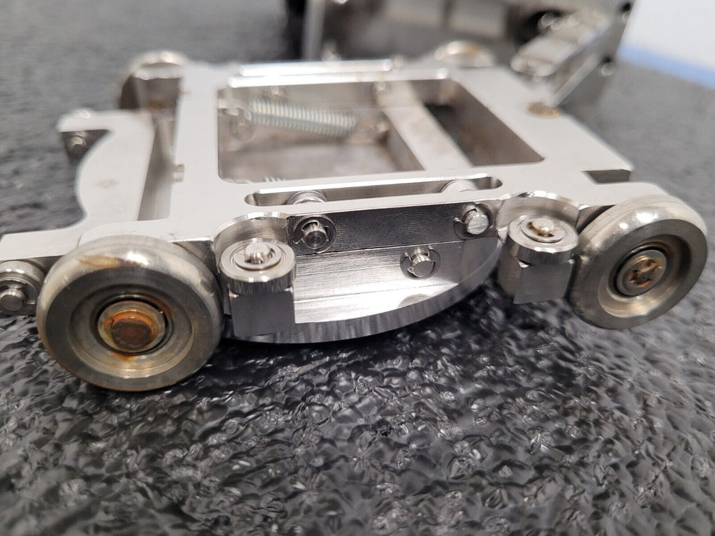 MDC KGV-2000V-P-01-07 2" KF-50 Solenoid Pneumatic High Vacuum Gate Valve Unit D