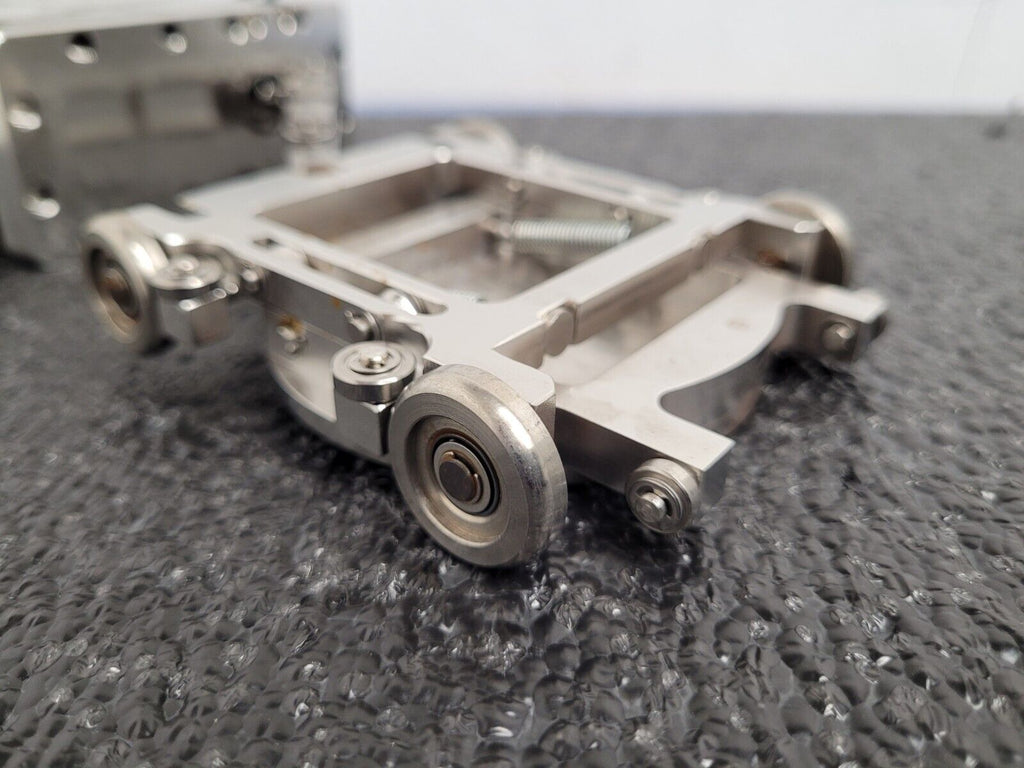 MDC KGV-2000V-P-01-07 2" KF-50 Solenoid Pneumatic High Vacuum Gate Valve Unit D