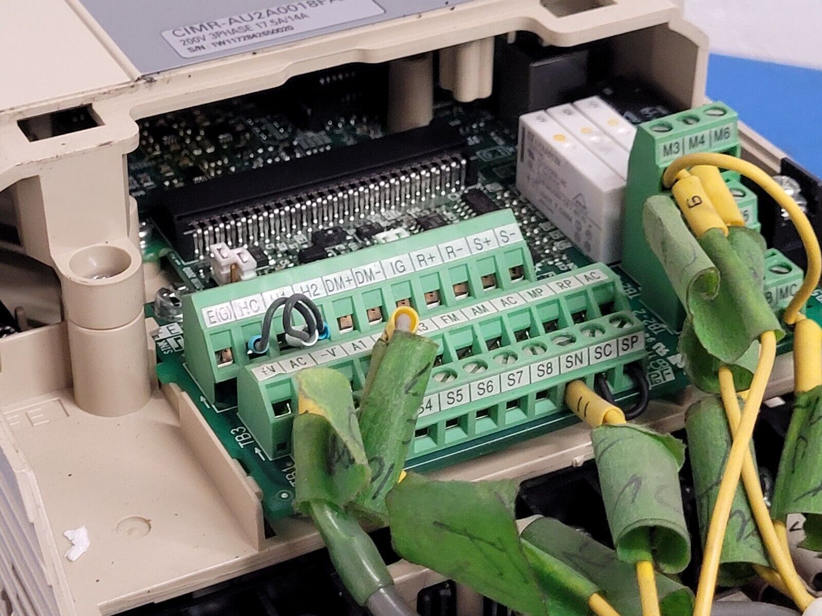 Yaskawa CIMR-AU2A0018FAA AC VFD Motor Drive A1000 Series 200V 3Ph 17.5A
