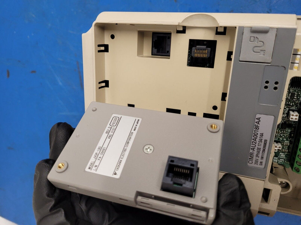 Yaskawa CIMR-AU2A0018FAA AC VFD Motor Drive A1000 Series 200V 3Ph 17.5A