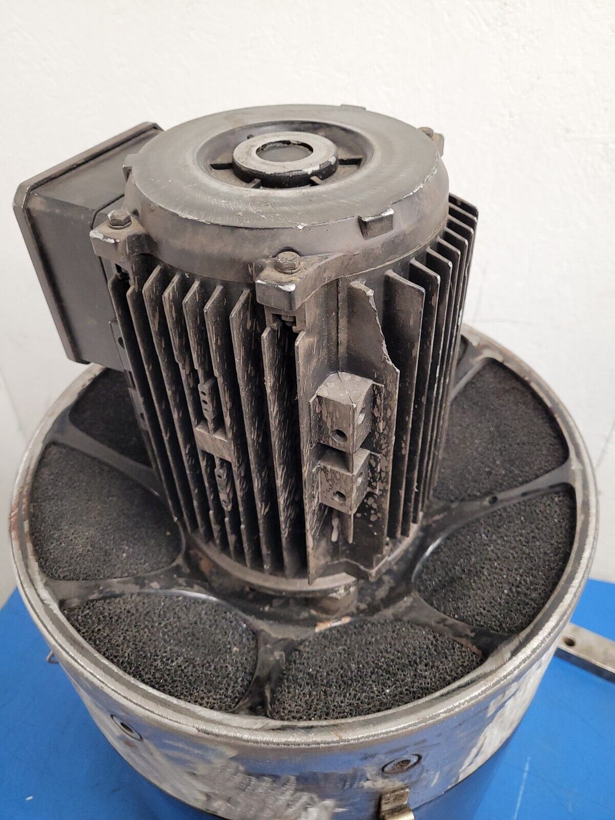 Haas VF-2SS Super Speed Demister Mist Collector Centrifugal Bearing Squeal 2005