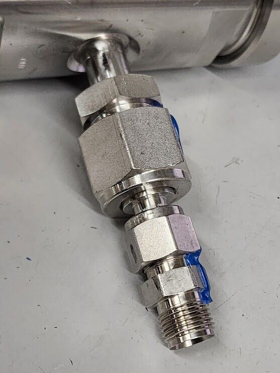 TESCOM PM000249A Pressure Regulator Swagelok Pressure Gauge PGU-50-PC100-L-4FSM