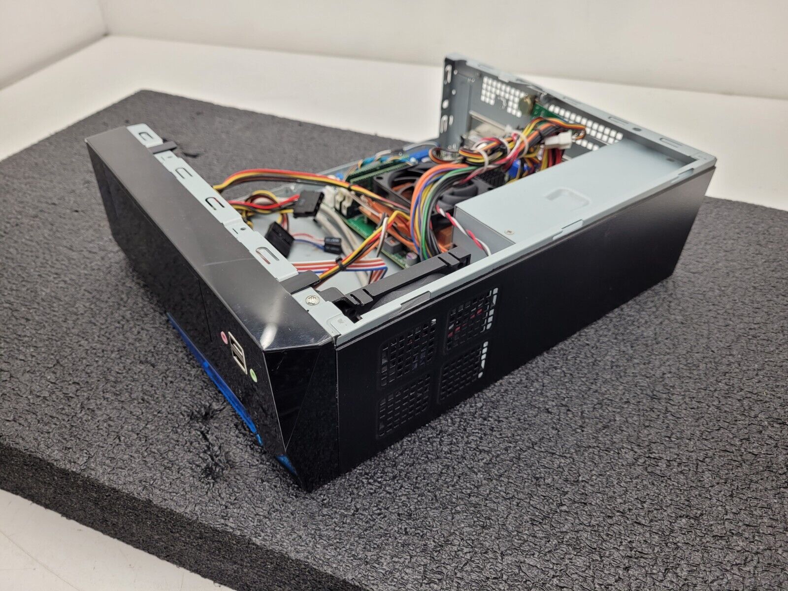 Axiomtek MANO873 REV.AO-RC Industrial Control Motherboard 16Gb Ram Power On Test