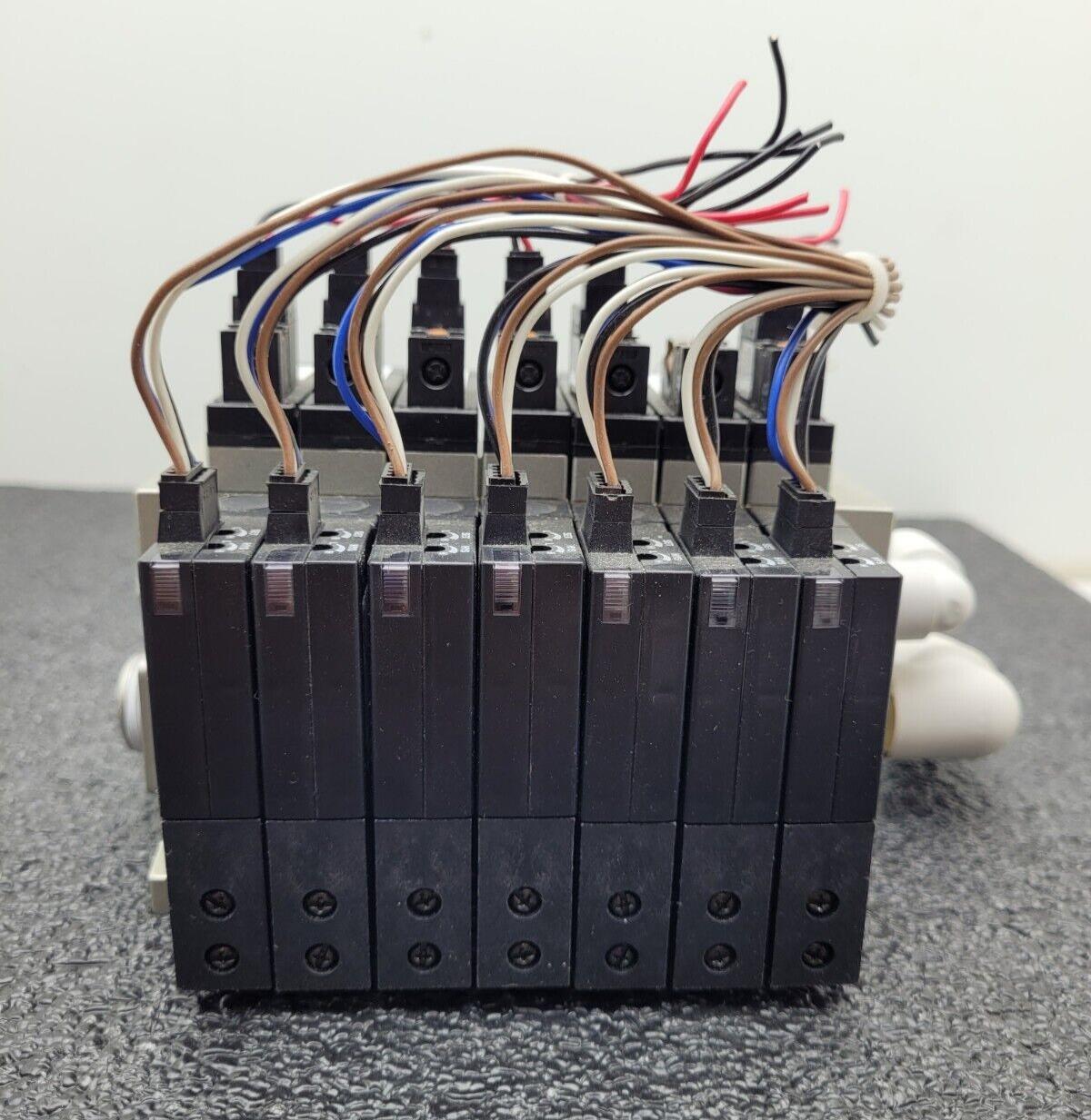 7 Valve Block SMC ZSE1-00-19C Compact Vacuum Switch Ejector 12-24VDC 0-15PSI