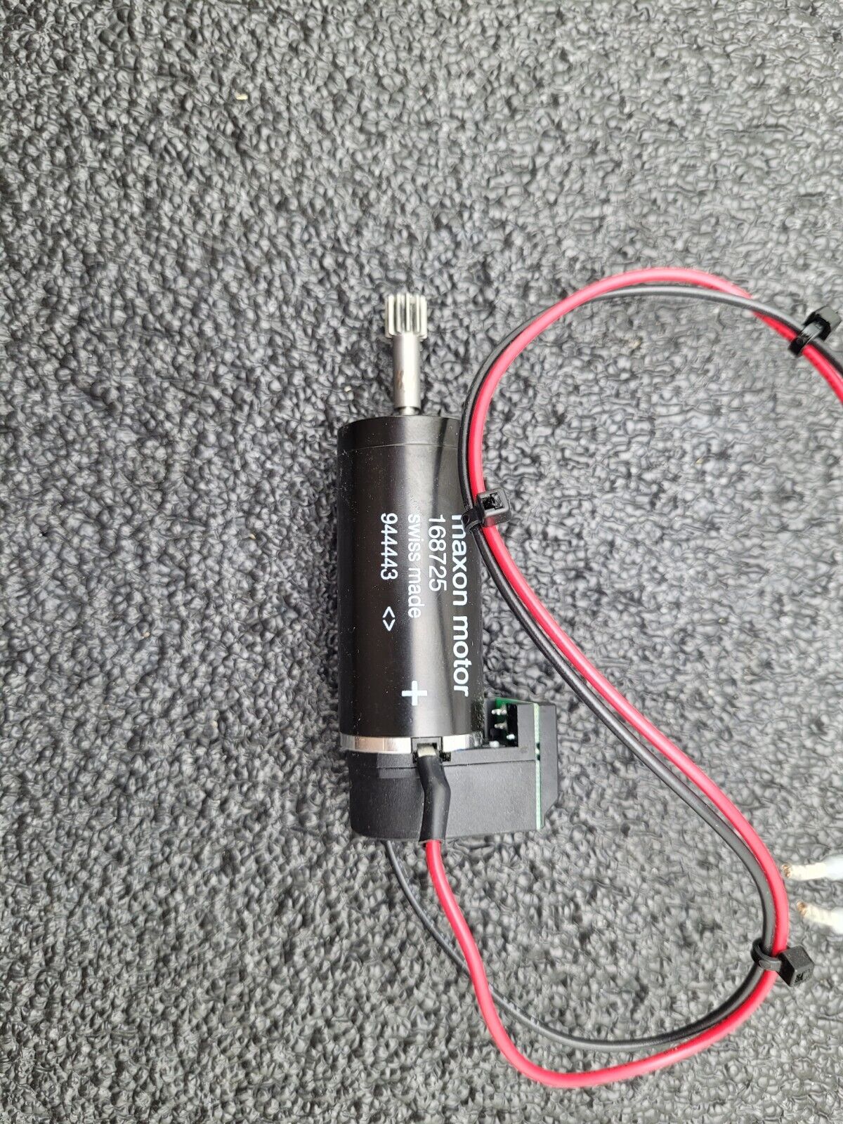 Maxon Motor 168725 Maxon Tacho 103935 RE 25 Ø25 mm Graphite Brushes, 20 Watt