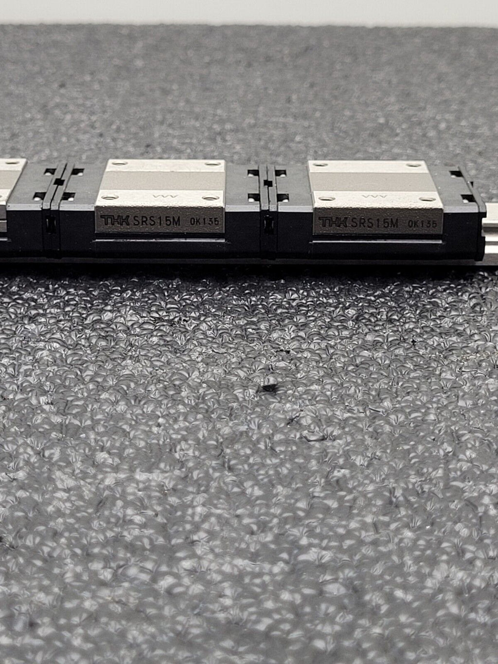 Lot of 2 Rails 6 blocks THK SRS15M OK135 Linear Bearing w/ 718 mm Rail