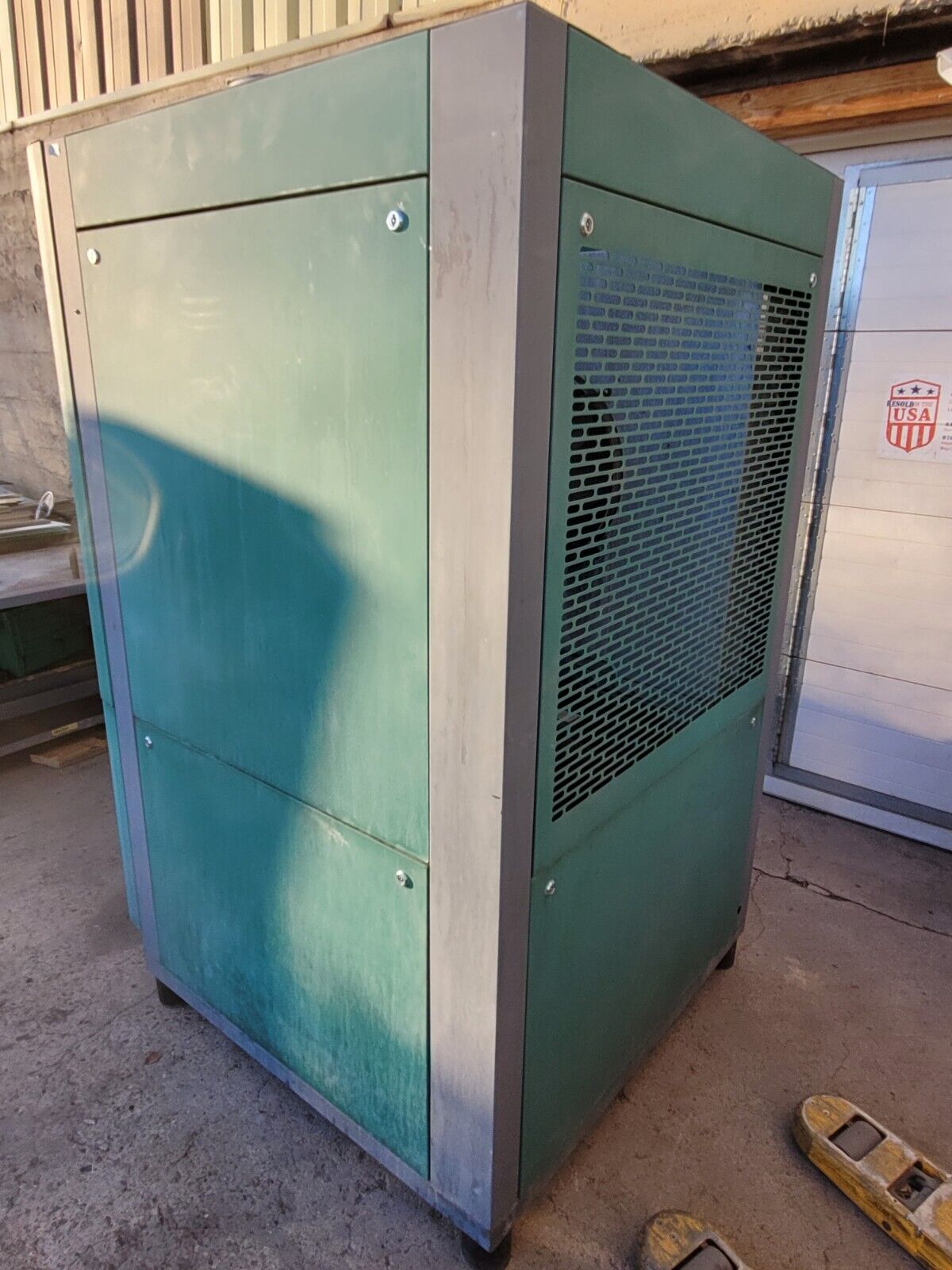 Champion Compressed Air Drier CRN1250A7C4N1DE 1250 SCFM 230PSI 460V 3PH 60Hz 12A