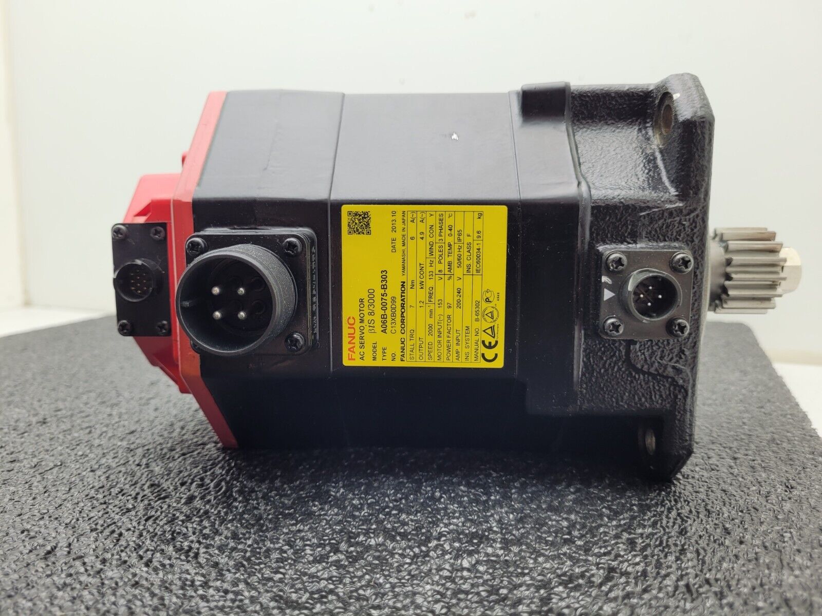 Fanuc A06B-0075-B303 AC Servo Motor 1.2kw 2000rpm Encoder A860-2020-T301 BiA128
