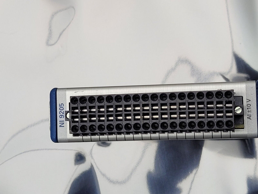 NI National Instruments NI 9205 cDAQ Analog Input Module 32 Channels 193299G-01