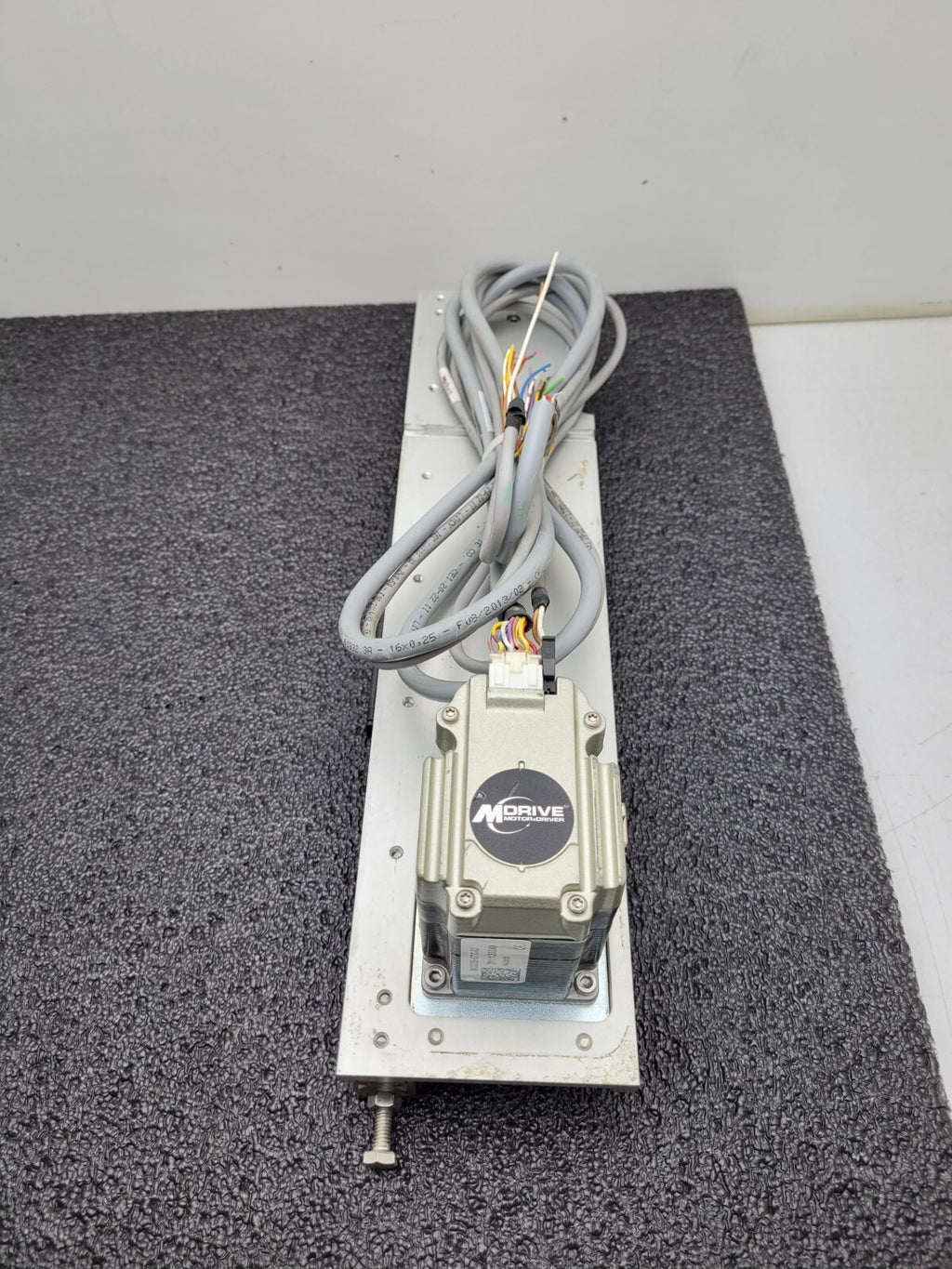 Schneider MDrive 23 Hybrid Motor Driver Belt Drive Linear Actuator 8" Travel