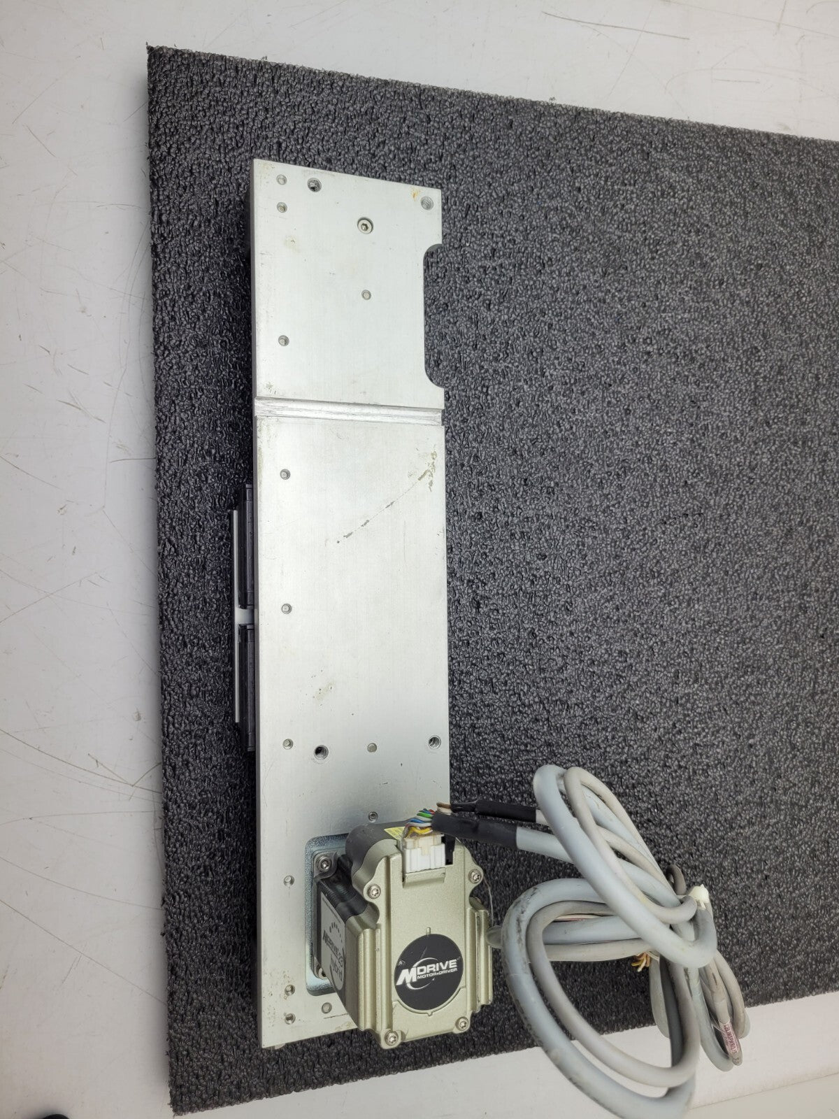 Schneider MDrive 23 Hybrid Motor Driver Belt Drive Linear Actuator 8" Travel
