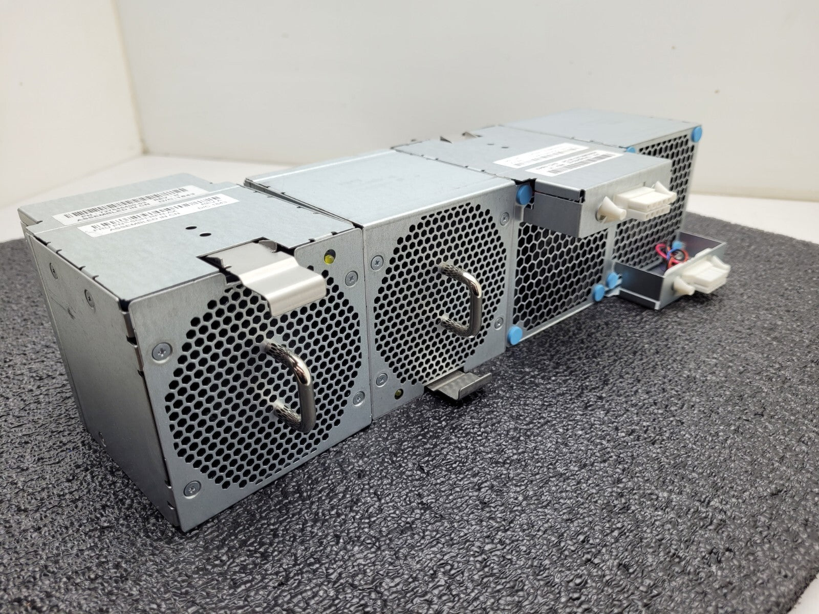 Lot of 4x Drive Storage Array Fan Module JBOD 739348000-00 Rev. D EXOS