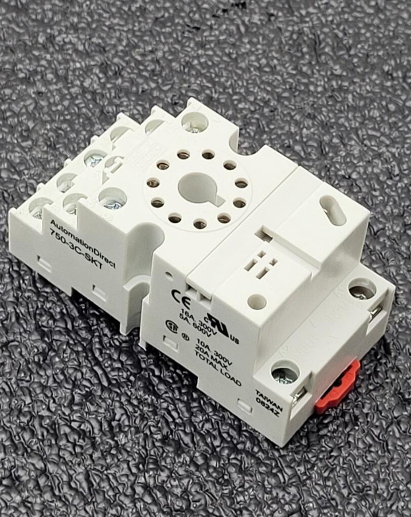 Lot of 20 + 3  Automation Direct 750-3C-SKT Relay Mount DIN Rail Base New