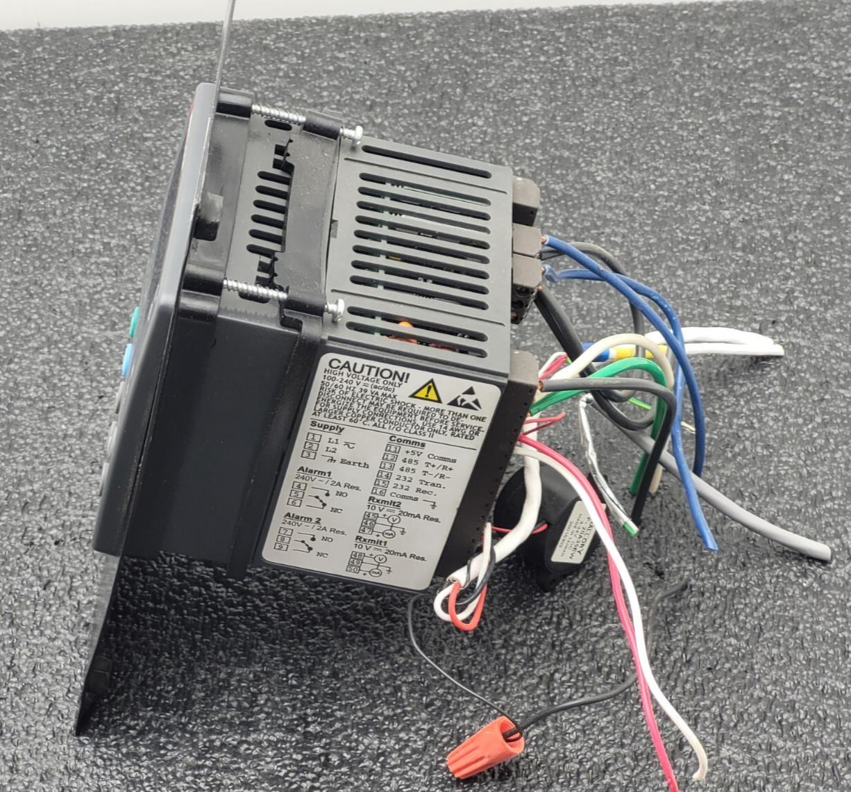 Watlow Temperature Single Channel Ramping Control F4SH-CCA6-11RG 100-240VAC In