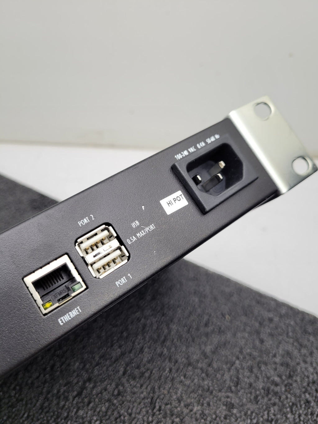 Digi ConnectPort TS 16 Terminal Server 50001551-01 w/ Brackets