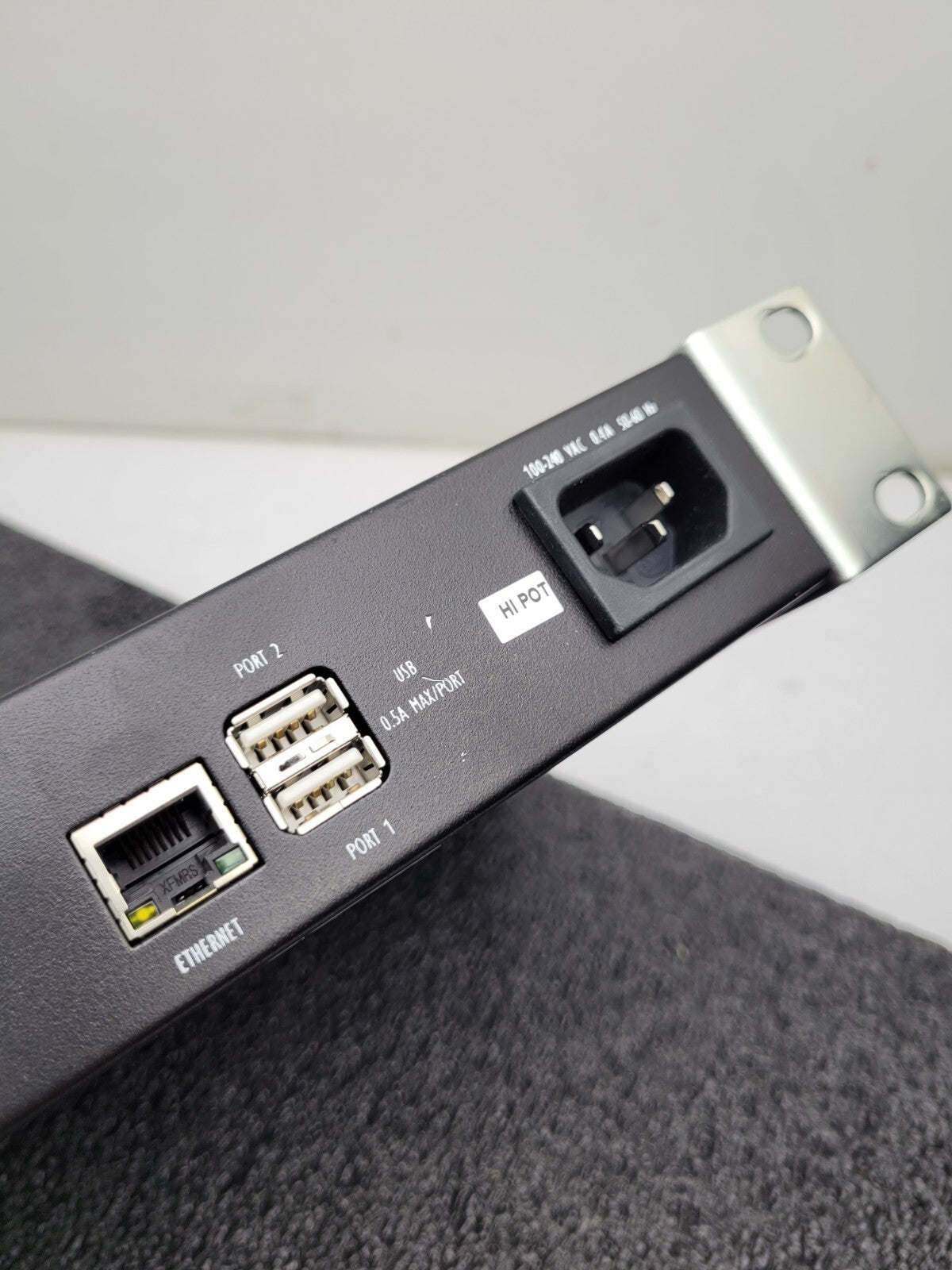 Digi ConnectPort TS 16 Terminal Server 50001551-01 w/ Brackets