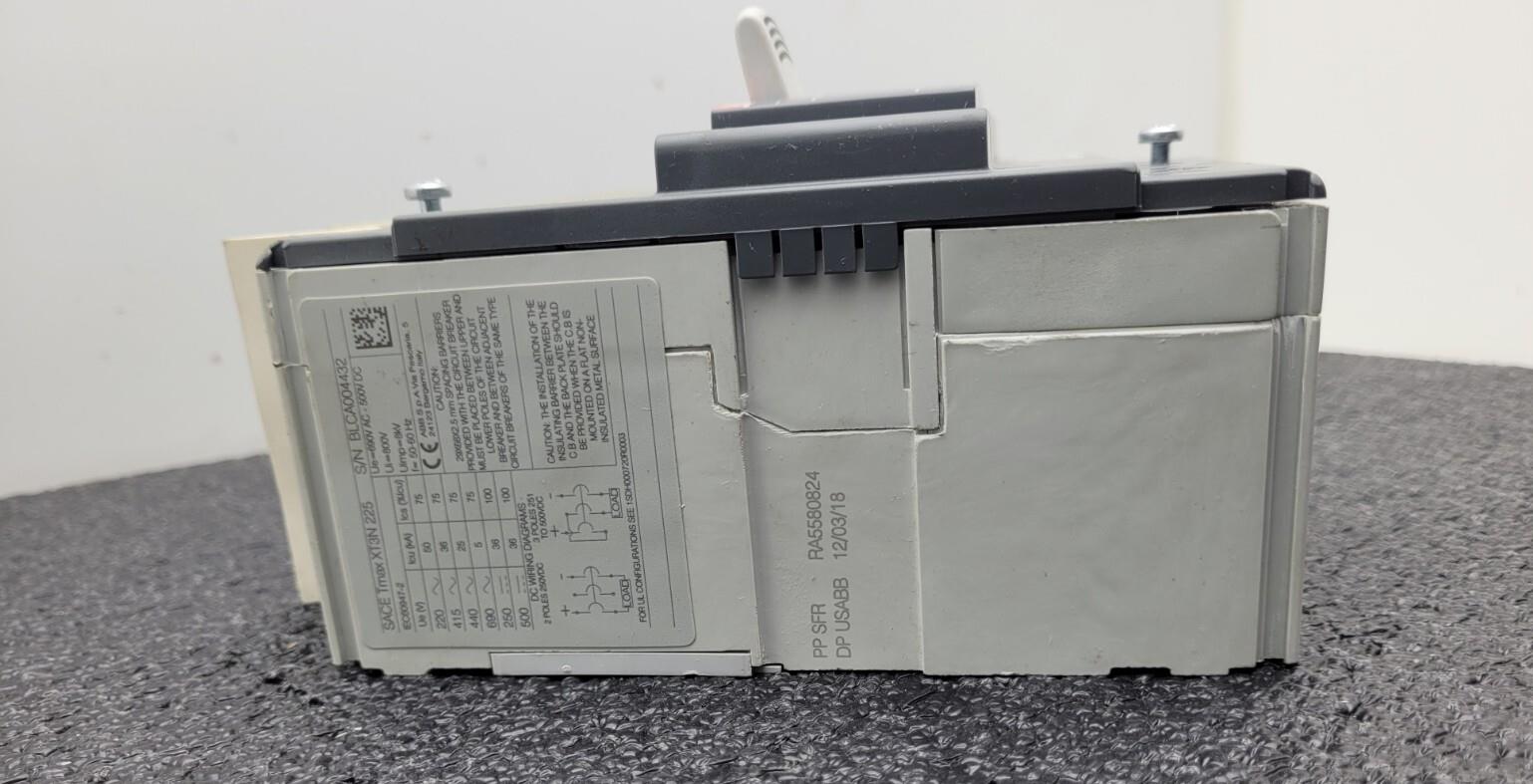 Lot of 2 ABB SACE TMAX XT3N  225 Circuit Breaker