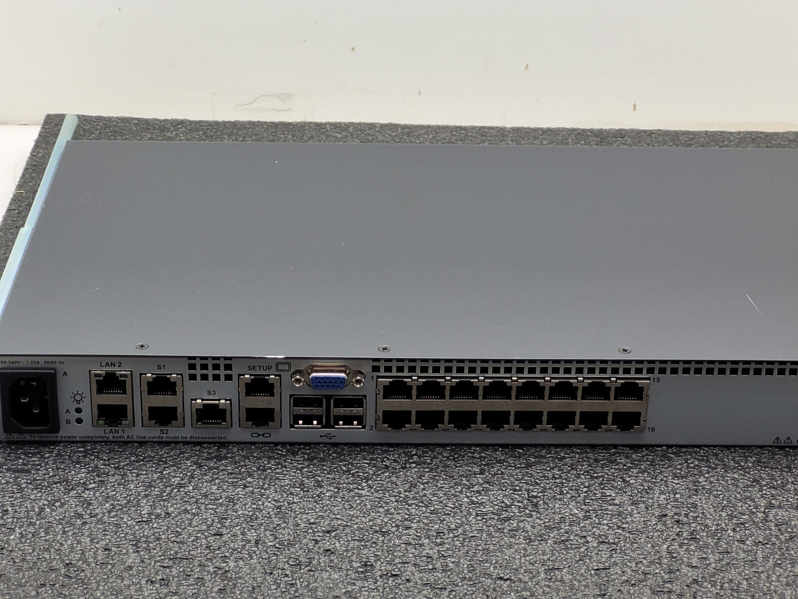 HP AF621A 16-Ports External KVM Switch 578714-002