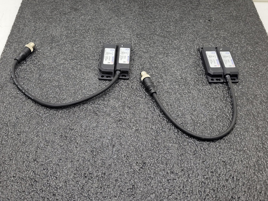 Lot of  2 OMRON TechnoGR F3S-TGR-NLPC-21-M1J8 Safety Switch plus Magnet Actuator