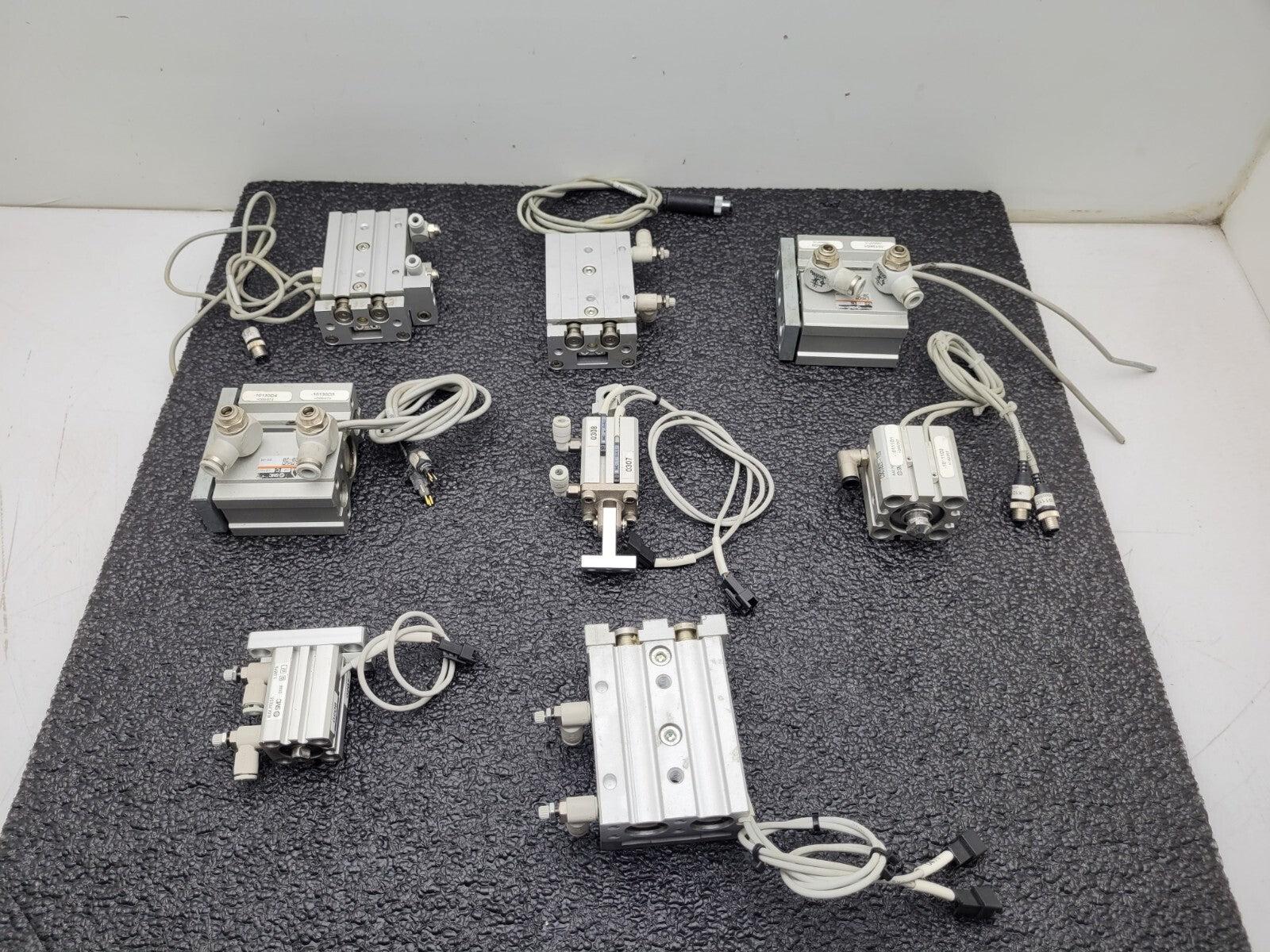 Lot of - 8 Assorted  SMC MXS 100PSI Linear Slide Guide Cylinder w/sensors