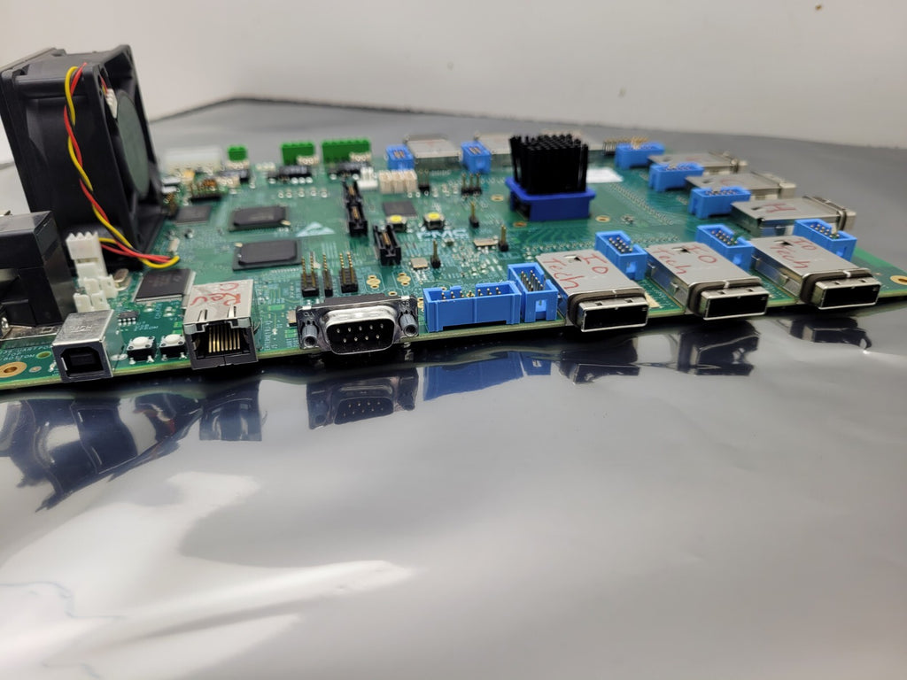 PMC Sierra PM8005C-F3EI PM8005 Development Board SAS/SATA SXP36X6Gsec FVB