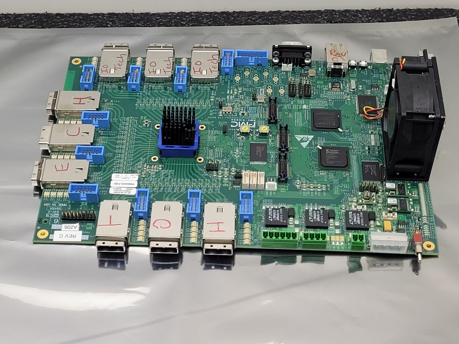 PMC Sierra PM8005C-F3EI PM8005 Development Board SAS/SATA SXP36X6Gsec FVB
