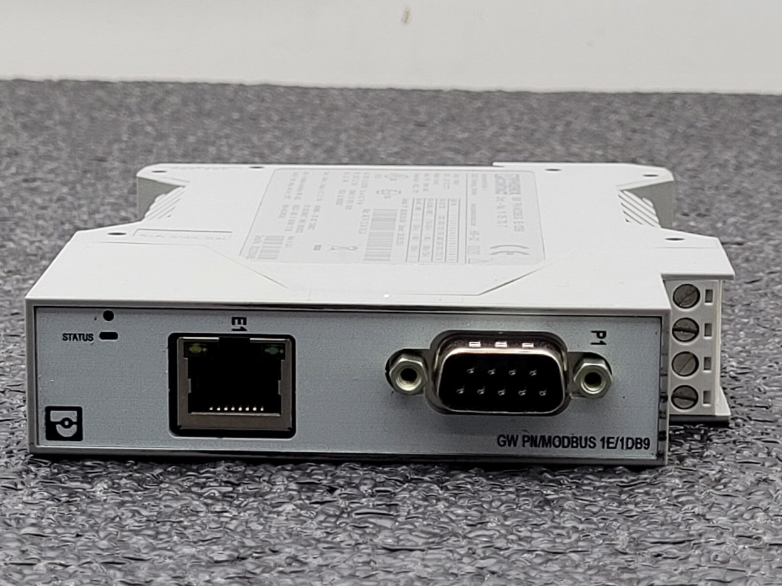 Phoenix Contact GW PN/MODBUS 1E/1DB9 Interface Converter 1105707