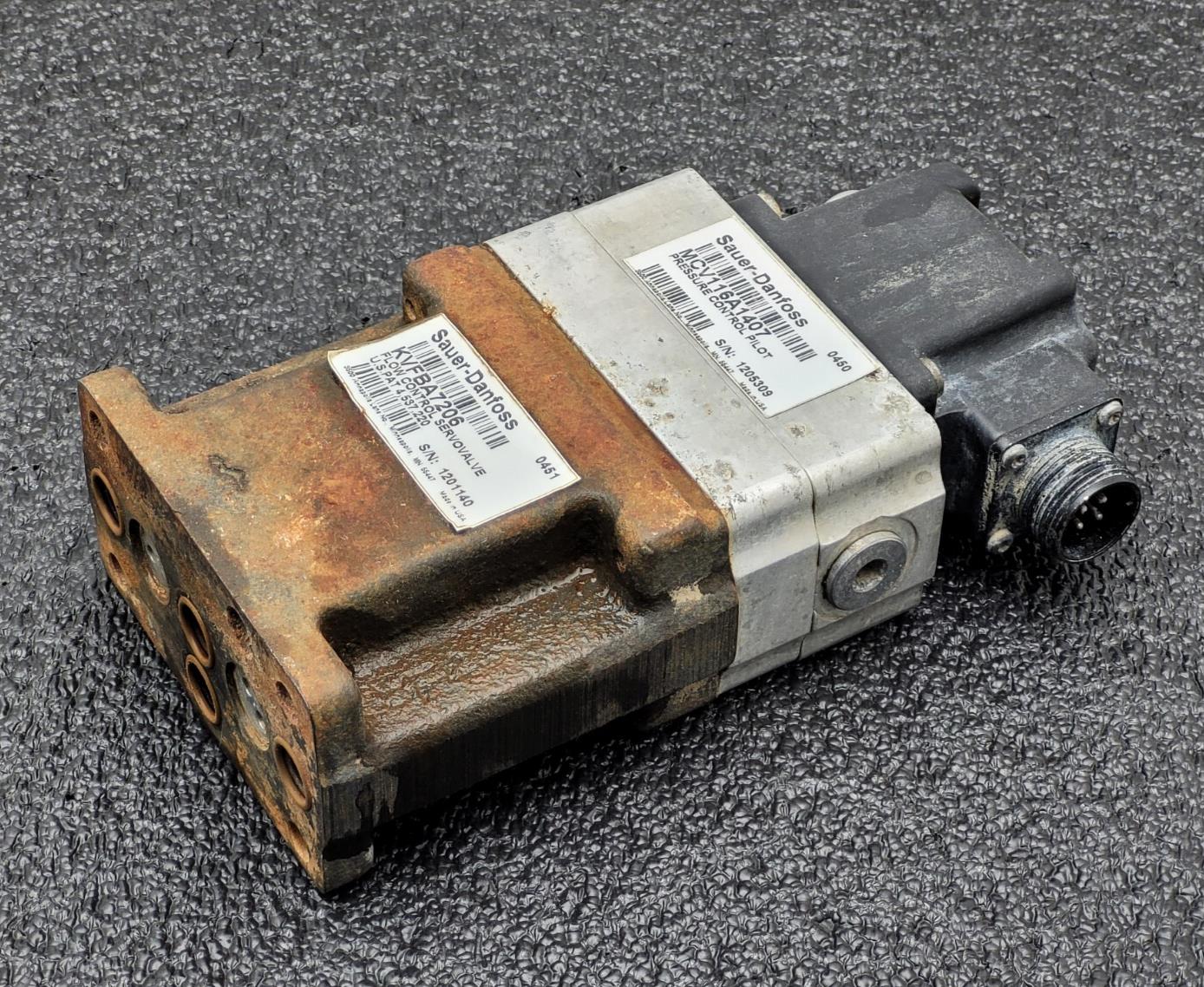 SAUER DANFOSS FLOW CONTROL SERVOVALVE KVFBA5206 MCV116A1407